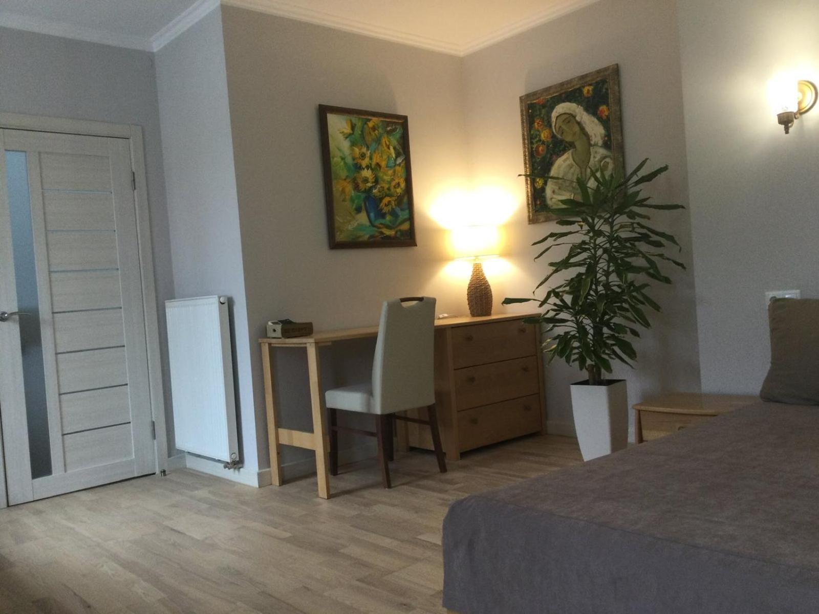 Apartment Kvitka リヴィウ エクステリア 写真