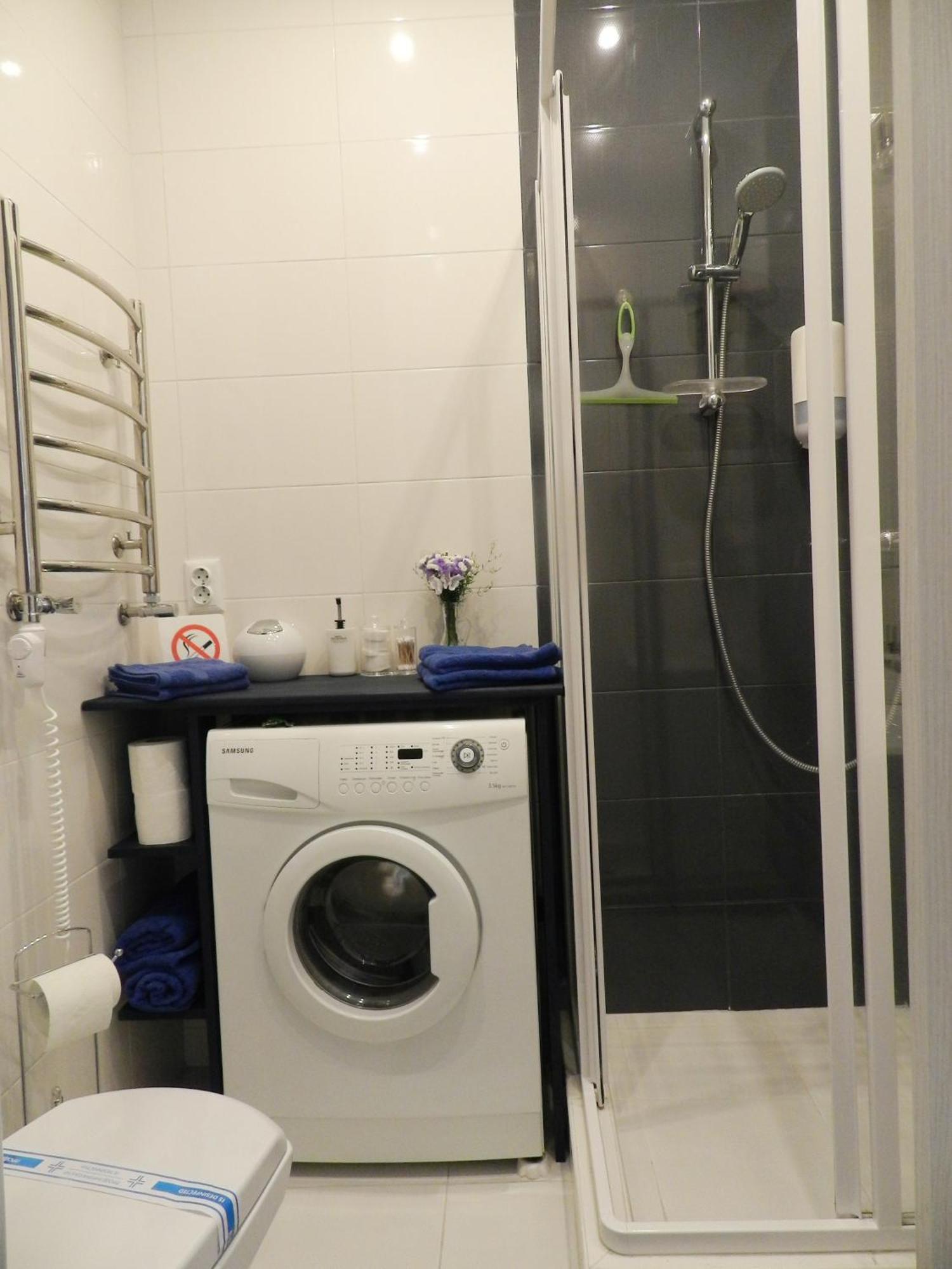 Apartment Kvitka リヴィウ エクステリア 写真